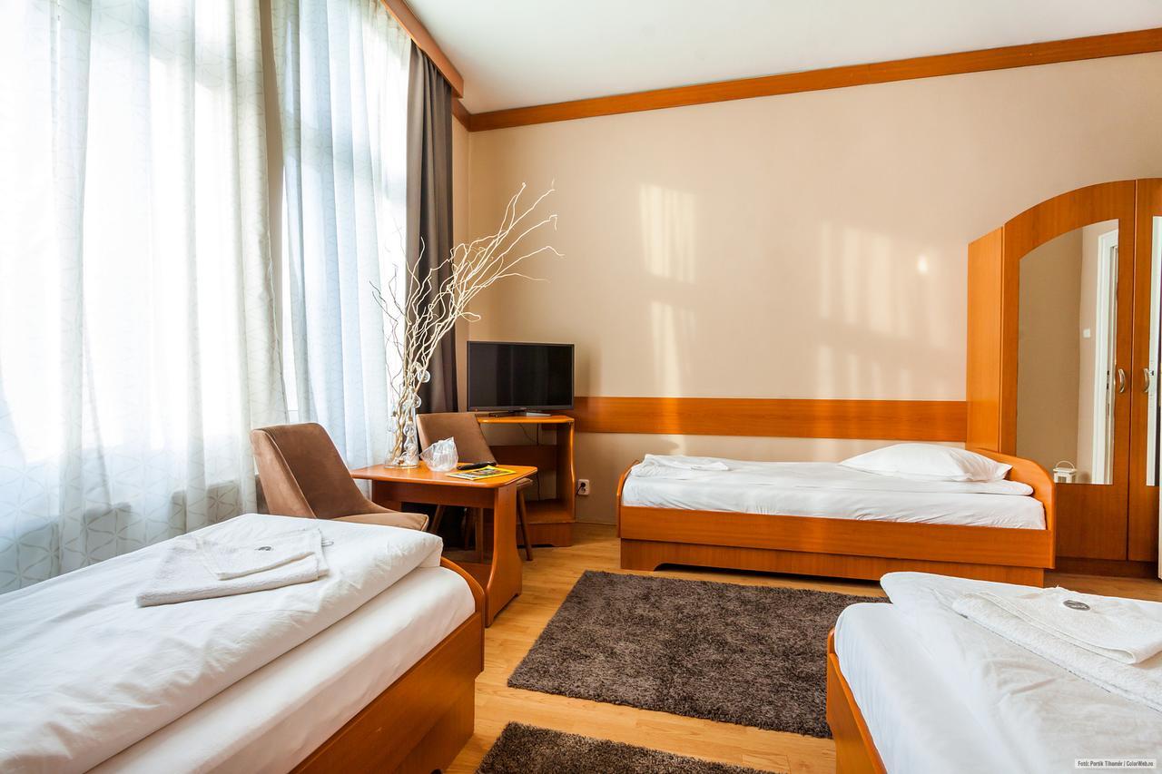 Szilagyi Hotel&Restaurant Gheorgheni  Dış mekan fotoğraf