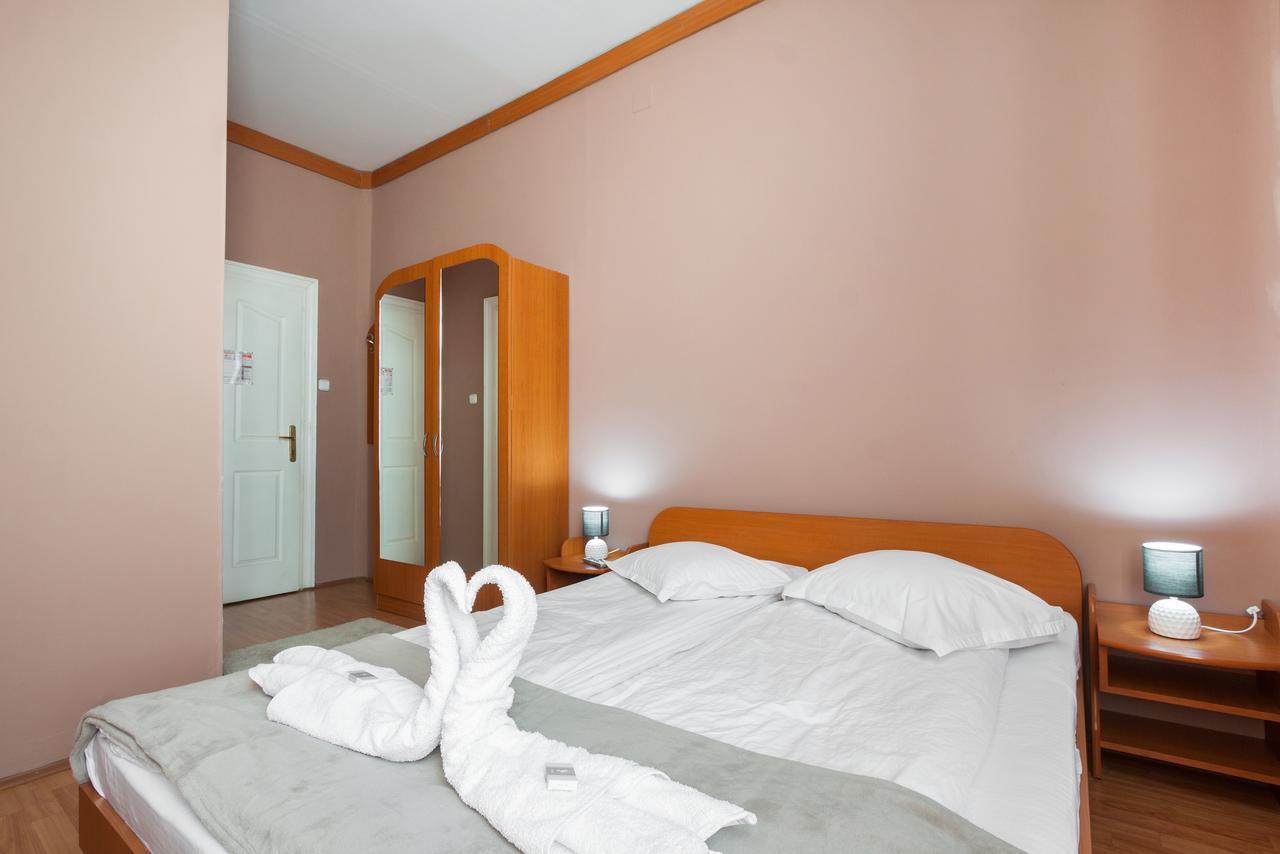 Szilagyi Hotel&Restaurant Gheorgheni  Dış mekan fotoğraf